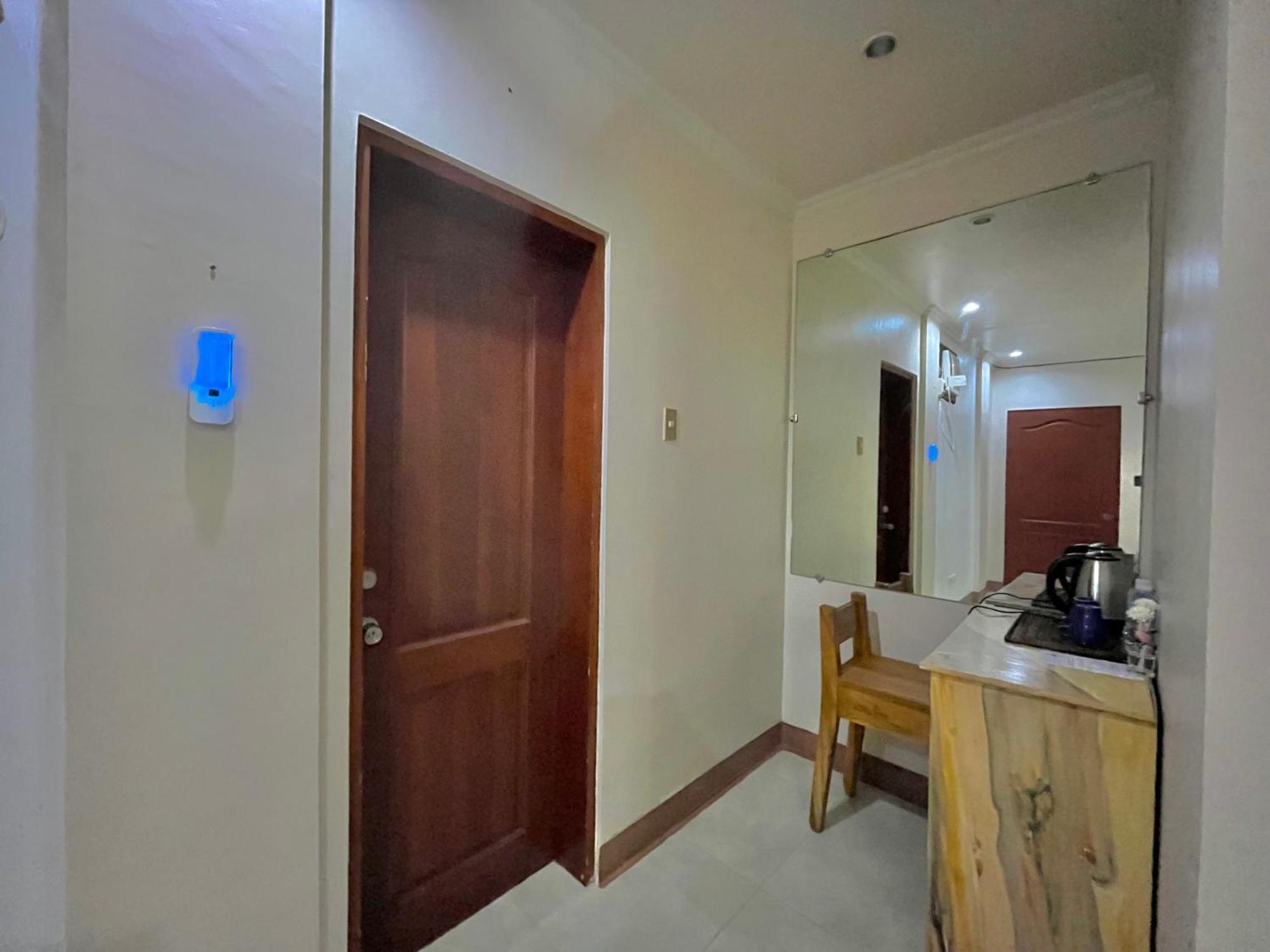Casaroyal Beachfront Siquijor Exterior photo